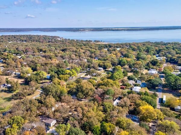 227 Newcastle Drive, Gordonville, TX 76245