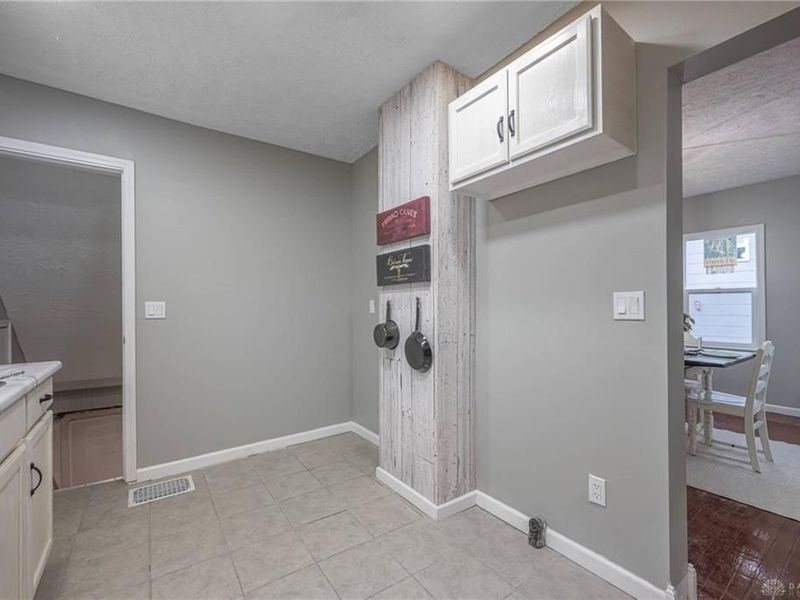 106 Cottage Place, Springfield, OH 45503 Photo 12