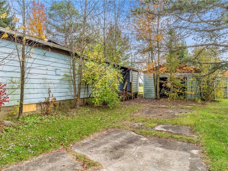 468 Stallion Court, Lagrange, OH 44050 Photo 3