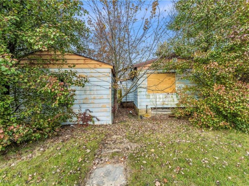 468 Stallion Court, Lagrange, OH 44050 Photo 5