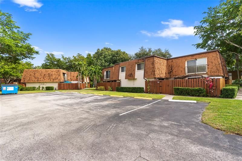 2061 SW 90th Avenue, Unit B-17, Davie, FL 33324 Photo