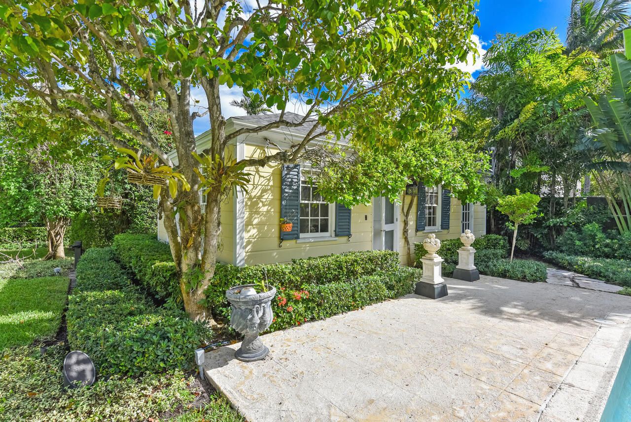 250 Algoma Road, Palm Beach, FL 33480 Photo