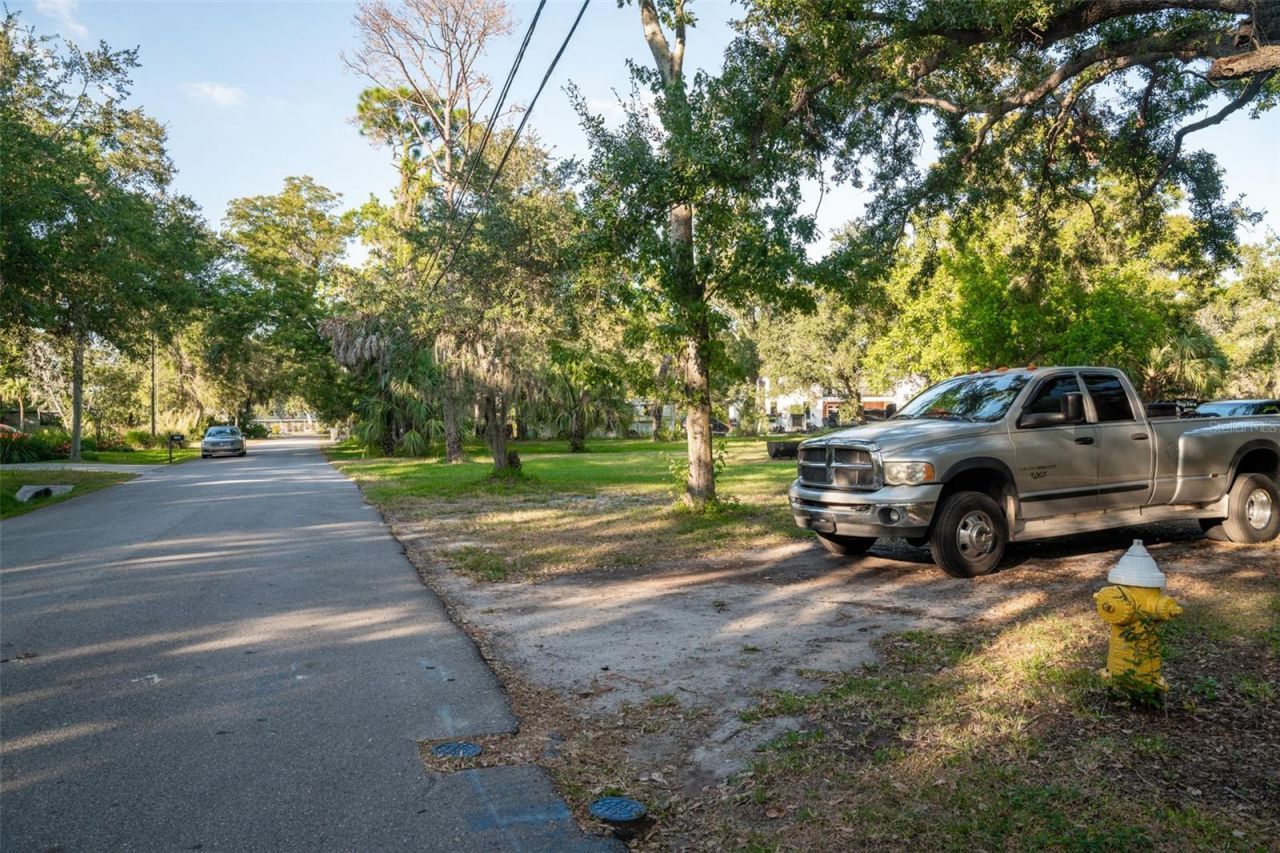 6027 98th Way N, Saint Petersburg, FL 33708 Photo