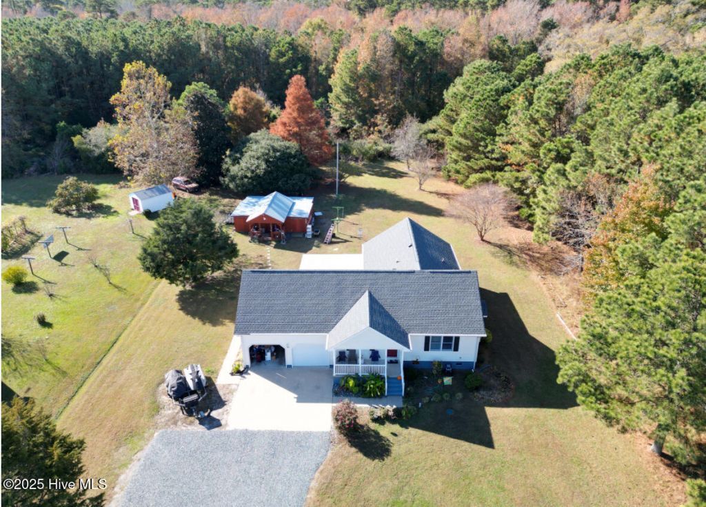 240 Woodleigh Road, Knotts Island, NC 27950 Main Photo