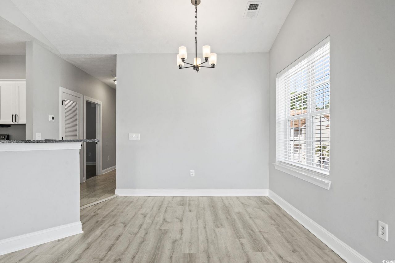 100 Fountain Pointe Ln. Photo 10