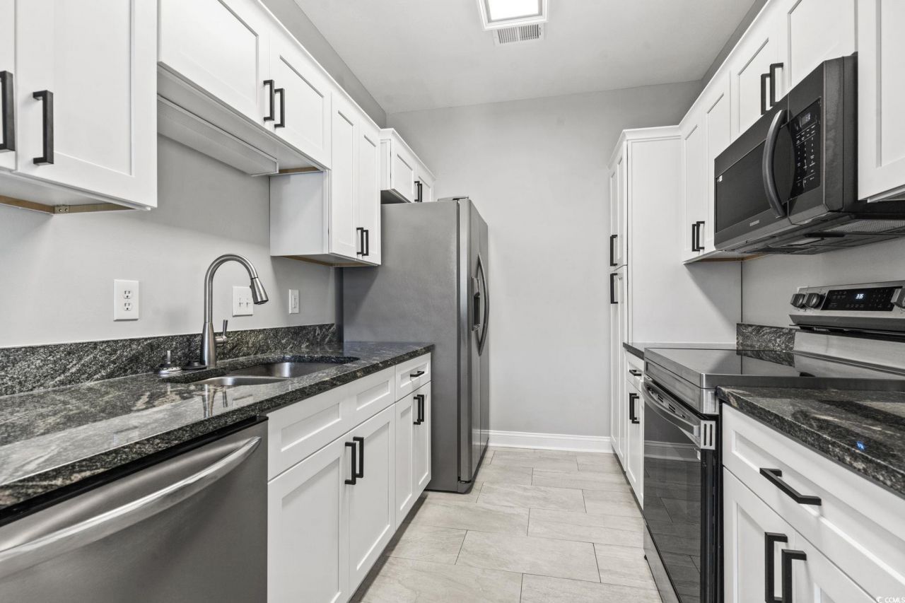 100 Fountain Pointe Ln. Photo 14