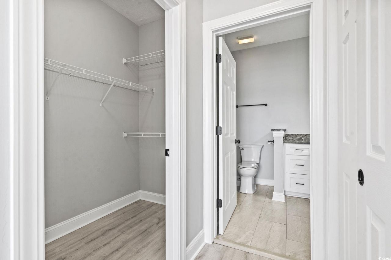 100 Fountain Pointe Ln. Photo 27