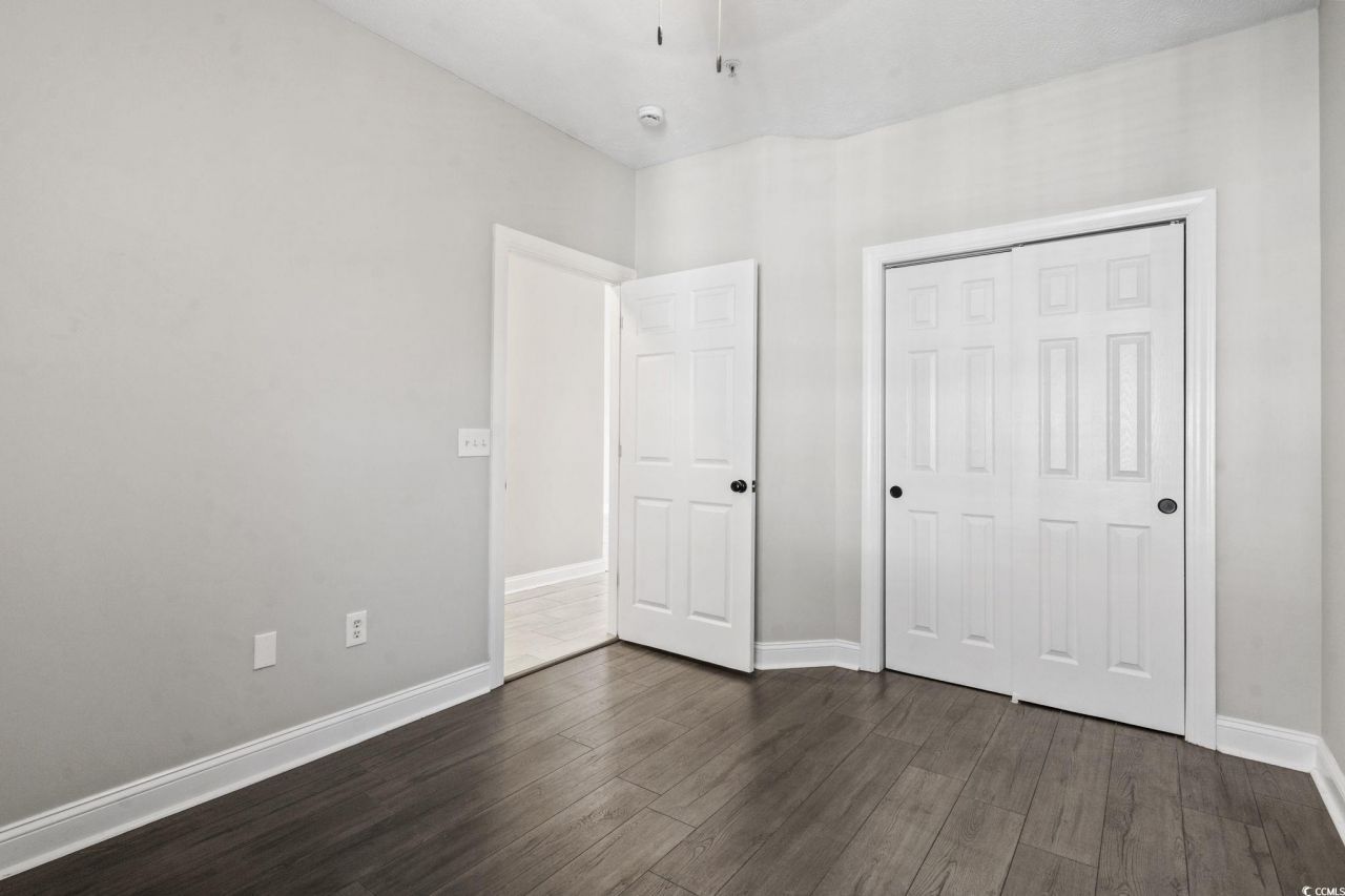 100 Fountain Pointe Ln. Photo 29