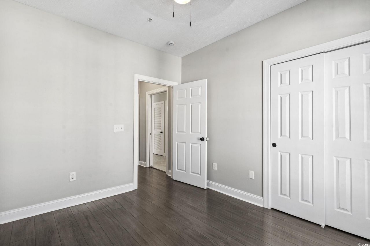 100 Fountain Pointe Ln. Photo 31