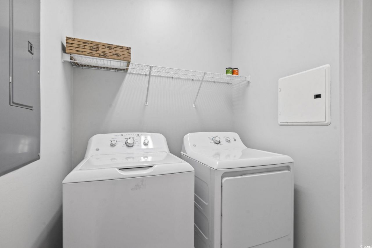 100 Fountain Pointe Ln. Photo 34