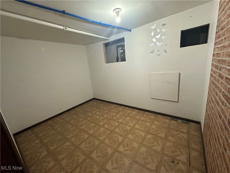 565 Teddy Avenue, Akron, OH 44305 Photo 22