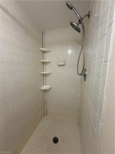 9580 Victoria Ln, Unit A-202, Naples, FL 34109 Photo