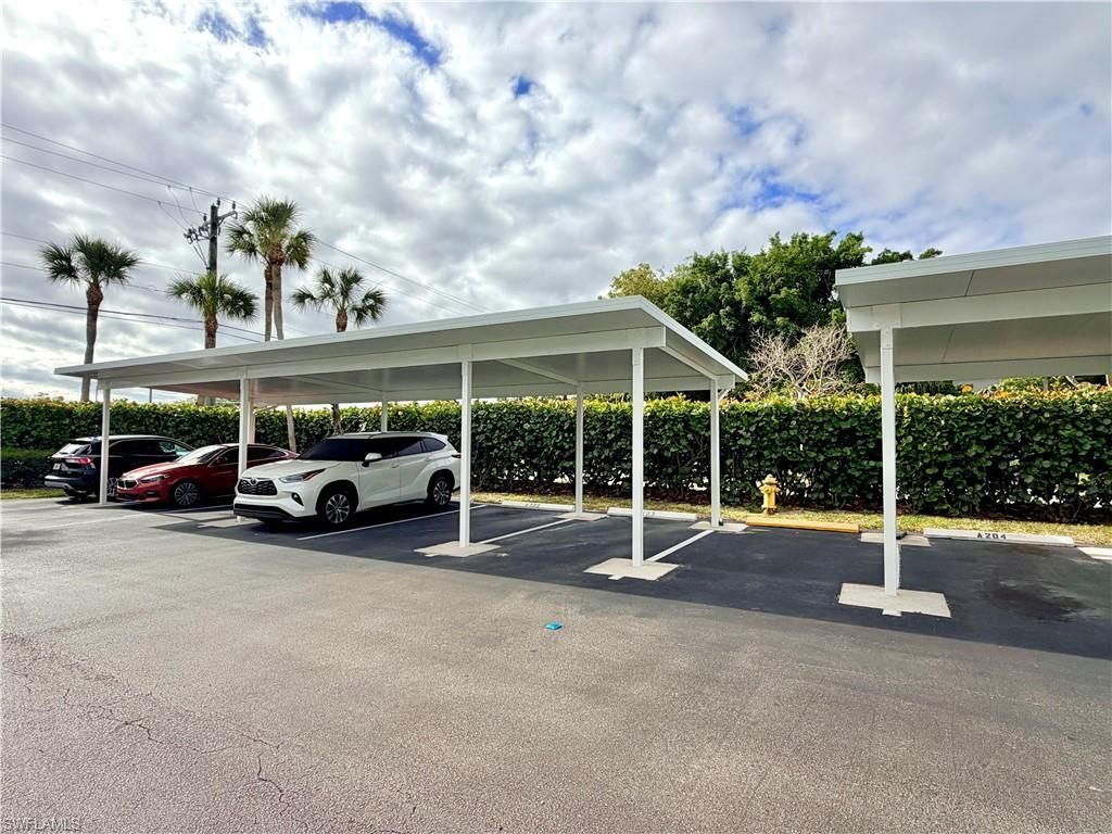 9580 Victoria Ln, Unit A-202, Naples, FL 34109 Photo