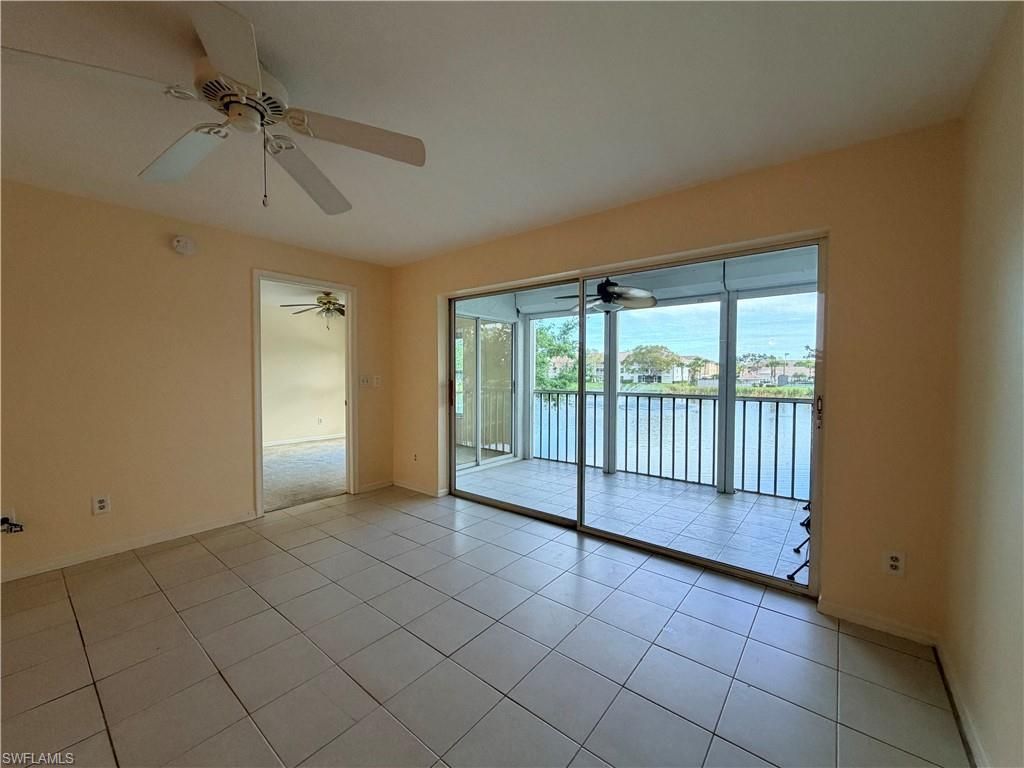 9580 Victoria Ln, Unit A-202, Naples, FL 34109 Photo