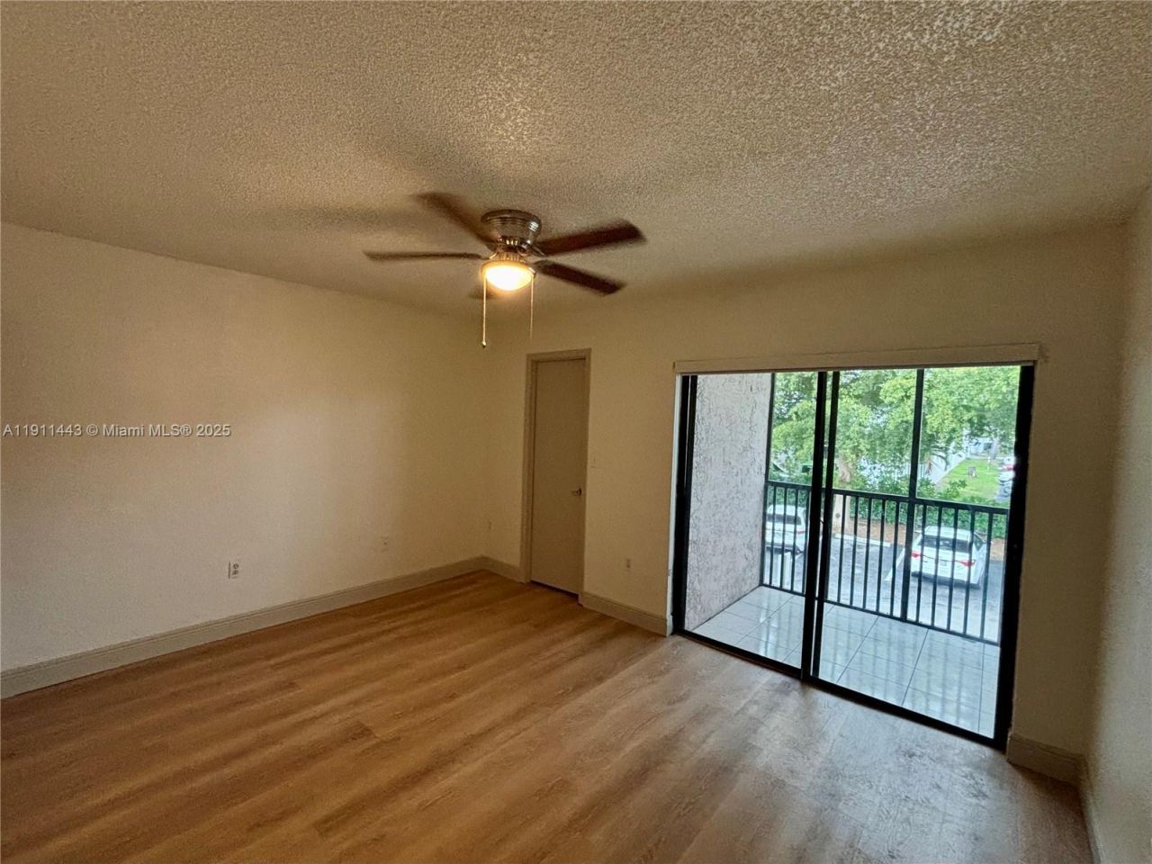 10350 SW 220th St, Unit 251, Cutler Bay, FL 33190 Photo