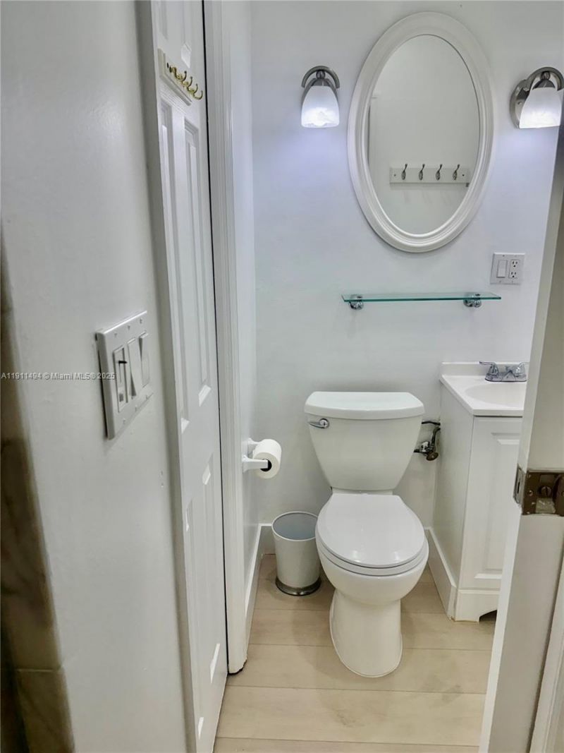 13008 SW 50th Ln Studio, Unit 13008, Miami, FL 33175 Photo