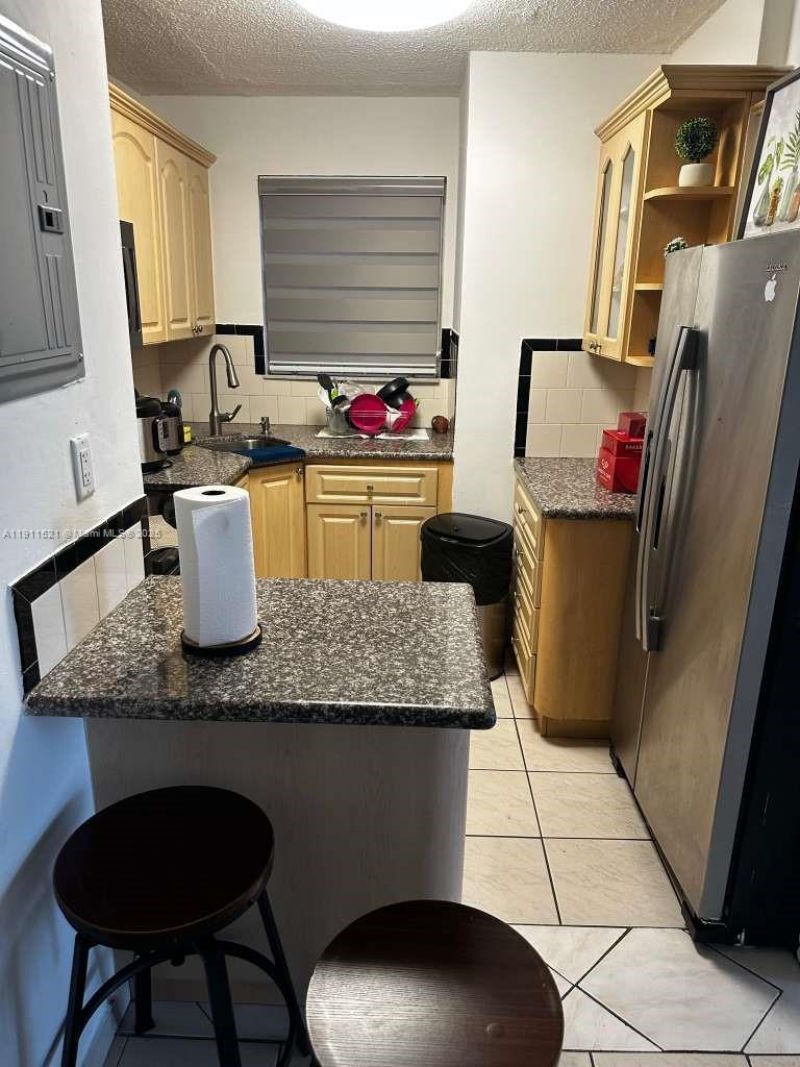 210 Fontainebleau Blvd, Unit 413, Miami, FL 33172 Photo