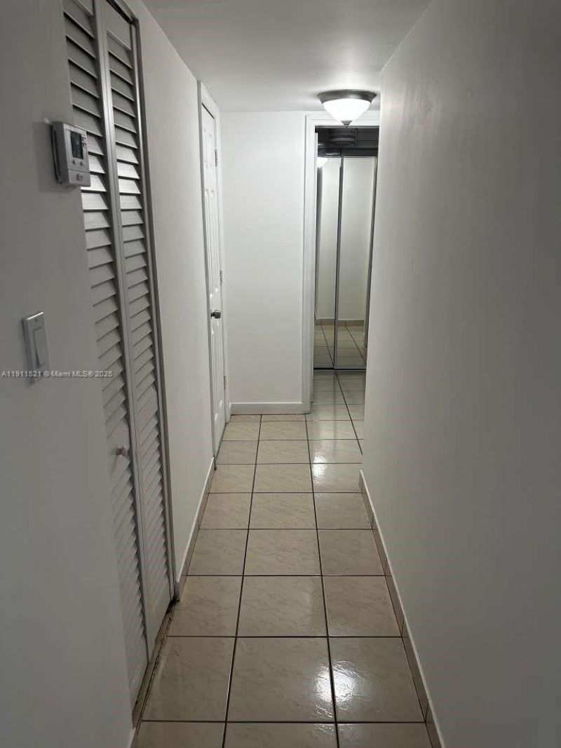 210 Fontainebleau Blvd, Unit 413, Miami, FL 33172 Photo