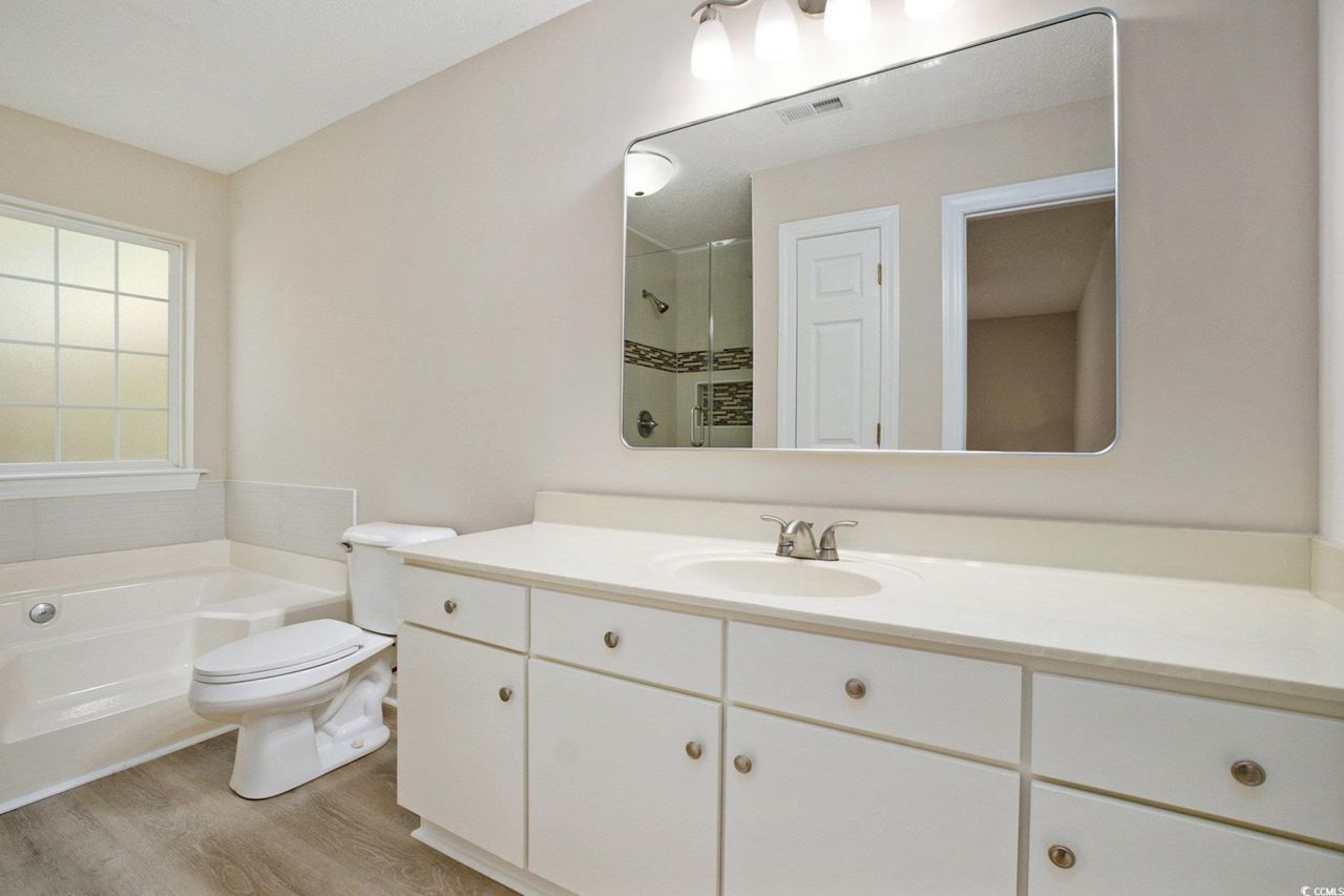 4390 Daphne Ln. Photo 17