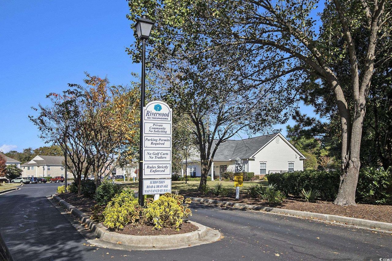 4390 Daphne Ln. Photo 30