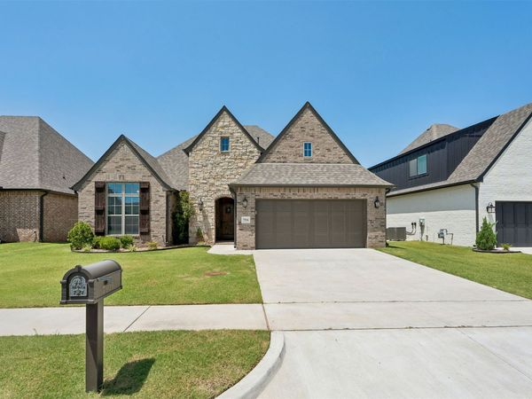 7916 N 145th East Court, Owasso, OK 74055