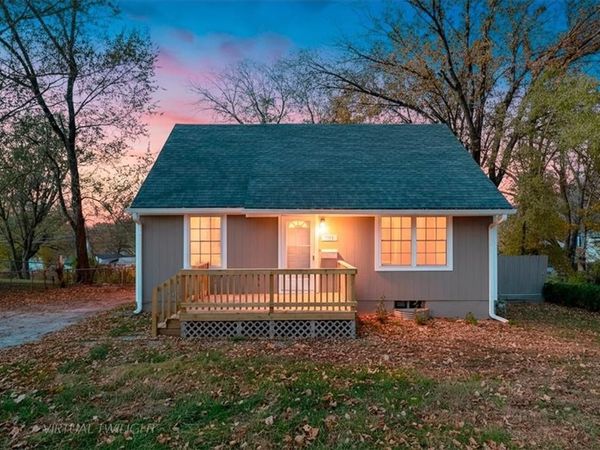 7504 E 49th Street, Kansas City, MO 64129