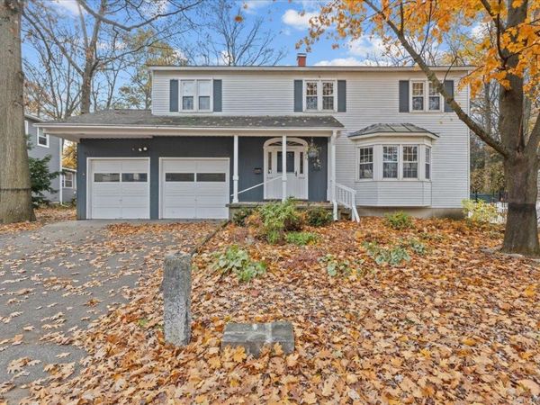 23 Birchwood Lane, Burlington, VT 05408