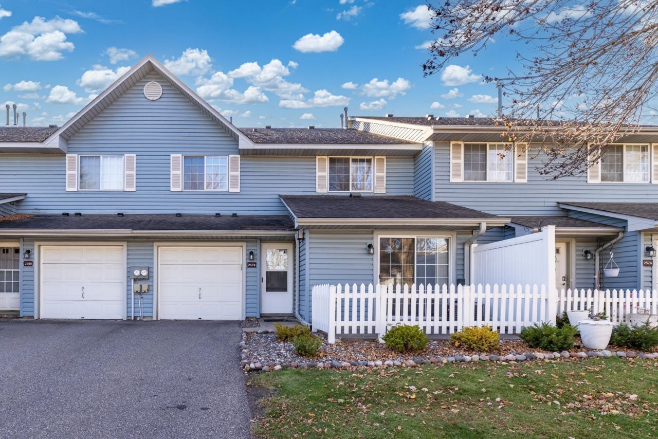2578 Bedford Court, Unit 15, Mendota Heights, MN 55120 Main Photo