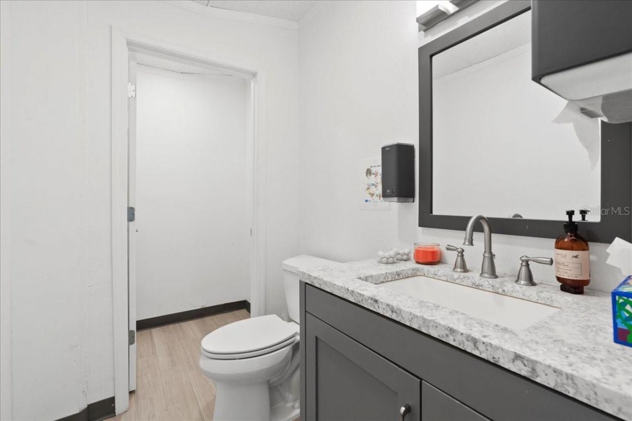 1938 NE Waldo Road, Gainesville, FL 32609 Photo