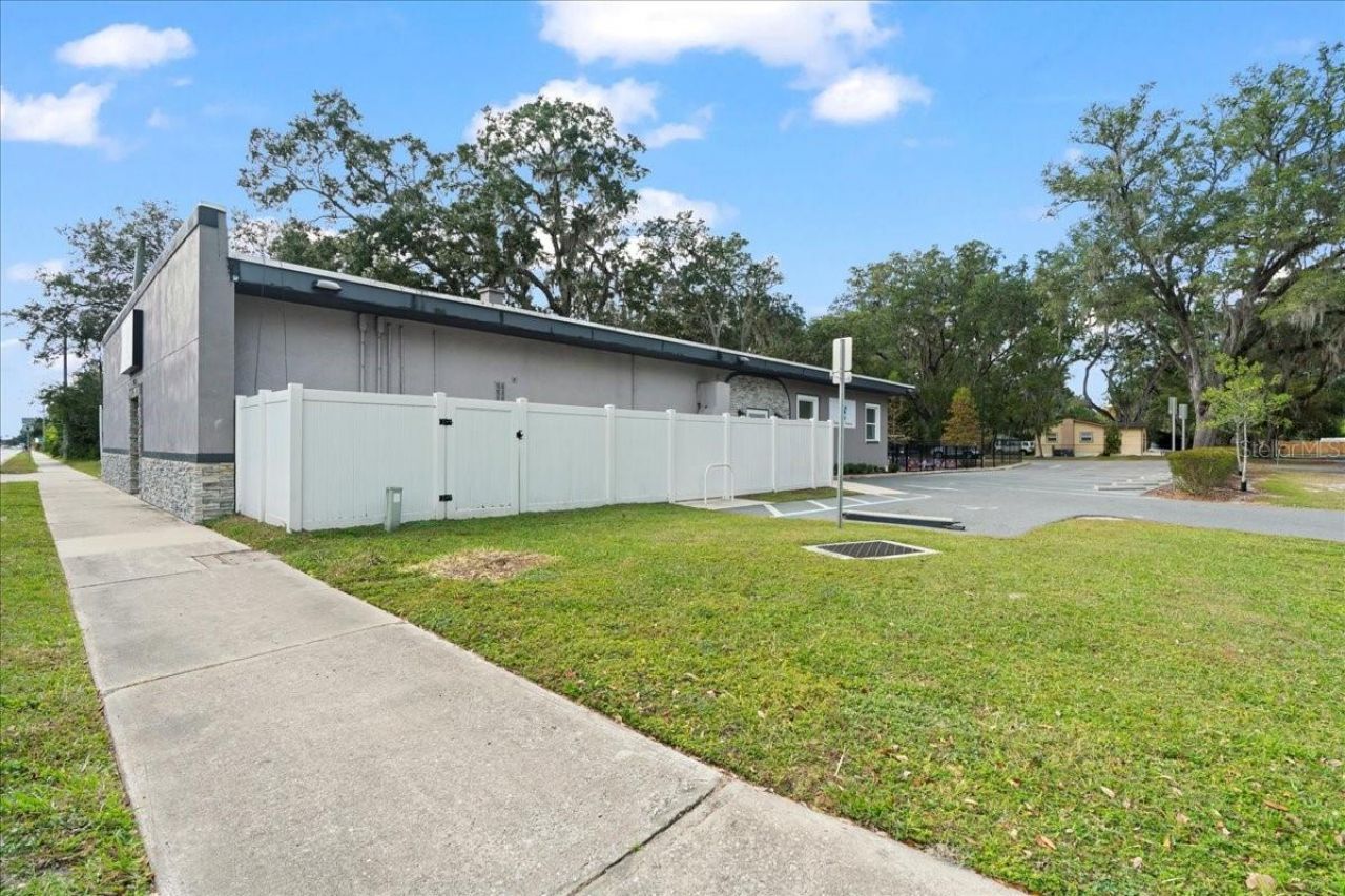 1938 NE Waldo Road, Gainesville, FL 32609 Photo