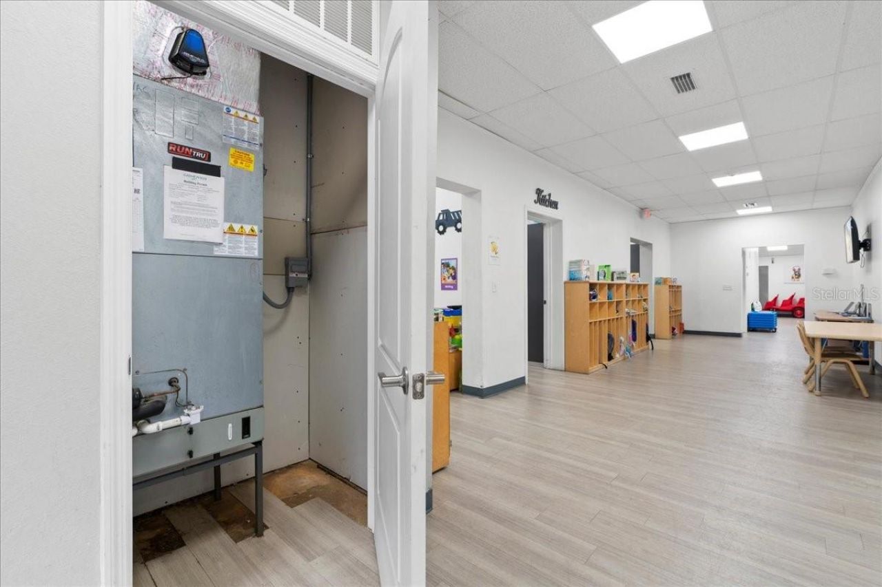 1938 NE Waldo Road, Gainesville, FL 32609 Photo