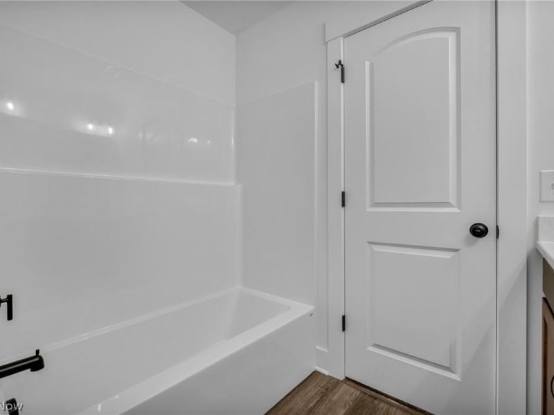 3711 Overlook Court, Akron, OH 44333 Photo 32