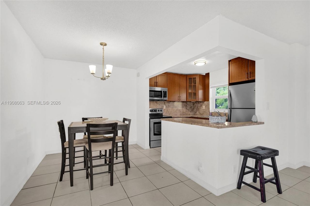 1425 Arthur St, Unit 301A, Hollywood, FL 33020 Photo