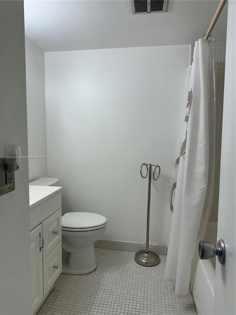 1425 Arthur St, Unit 301A, Hollywood, FL 33020 Photo