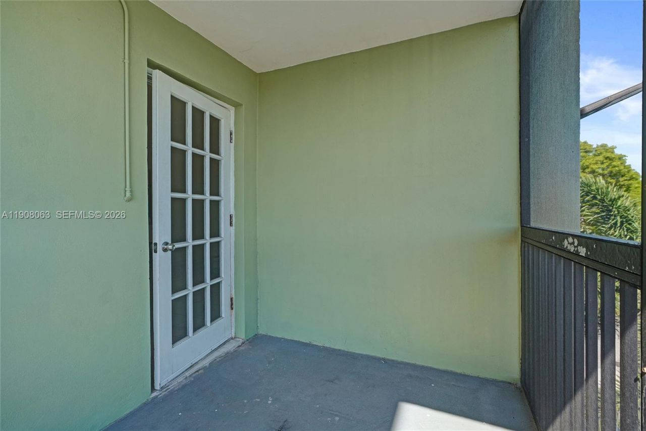 1425 Arthur St, Unit 301A, Hollywood, FL 33020 Photo