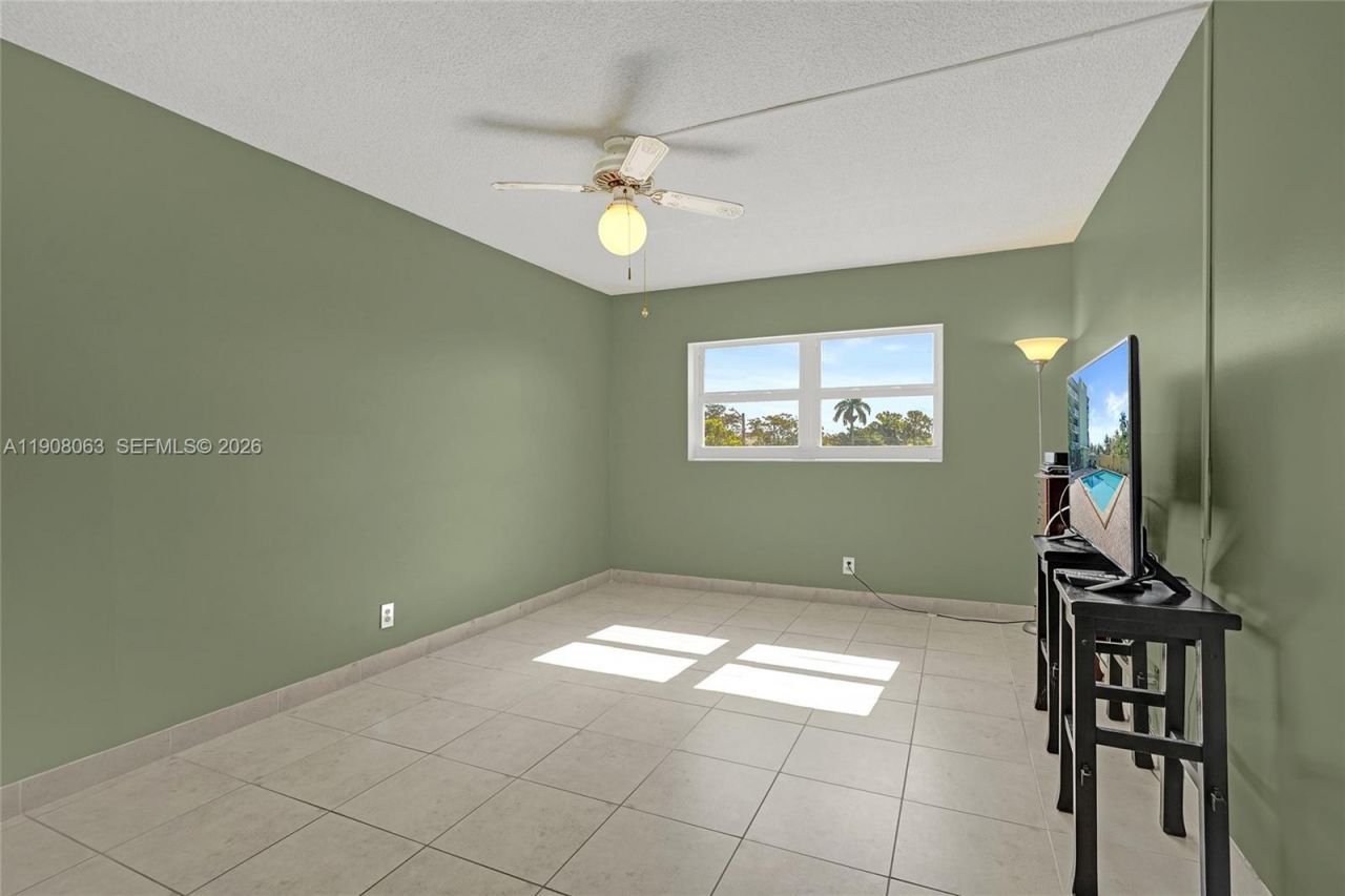 1425 Arthur St, Unit 301A, Hollywood, FL 33020 Photo