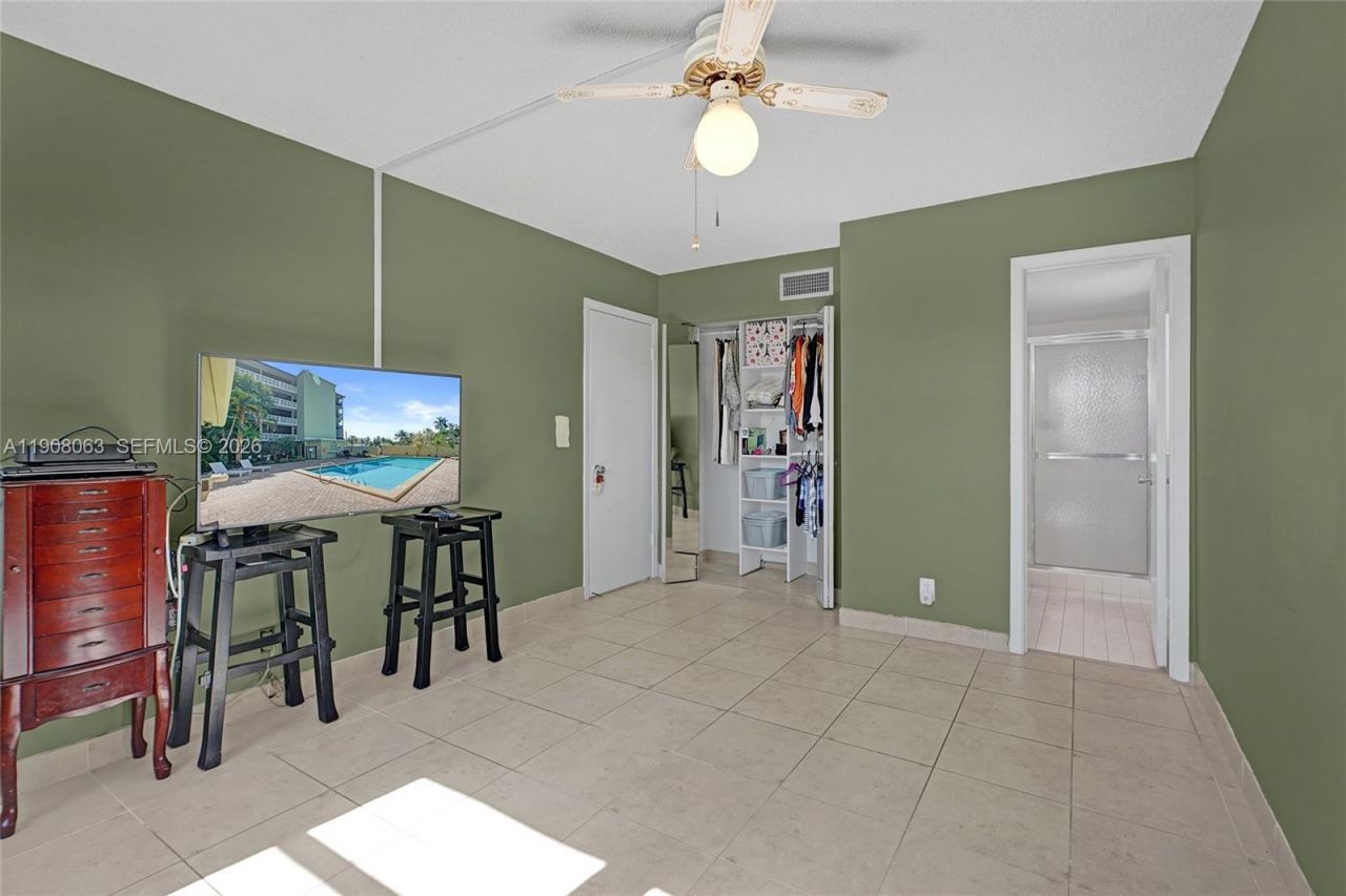 1425 Arthur St, Unit 301A, Hollywood, FL 33020 Photo