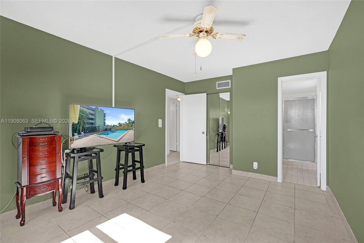 1425 Arthur St, Unit 301A, Hollywood, FL 33020 Photo