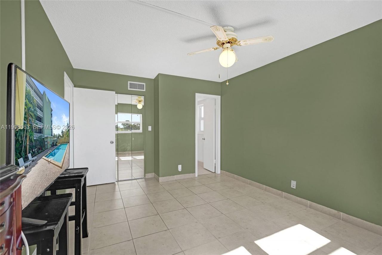 1425 Arthur St, Unit 301A, Hollywood, FL 33020 Photo