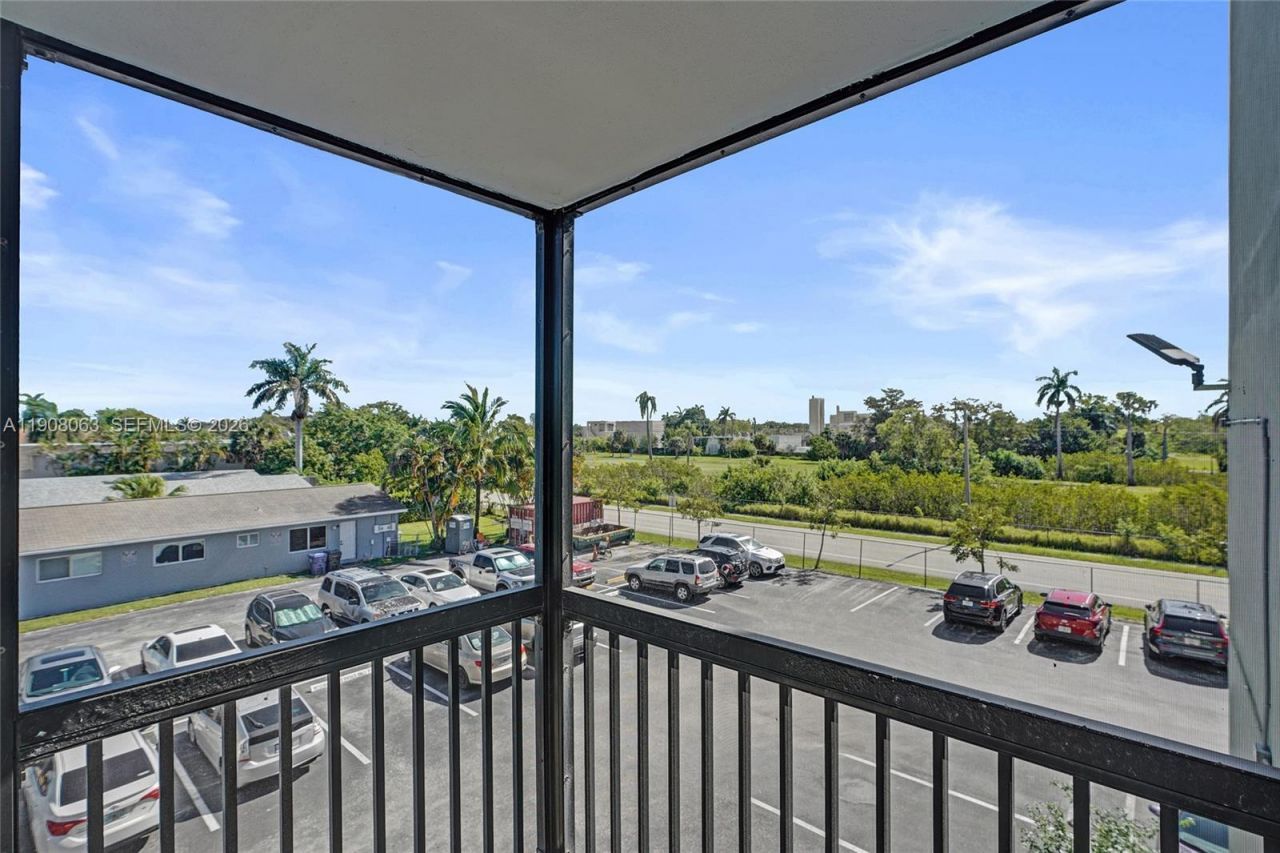 1425 Arthur St, Unit 301A, Hollywood, FL 33020 Photo