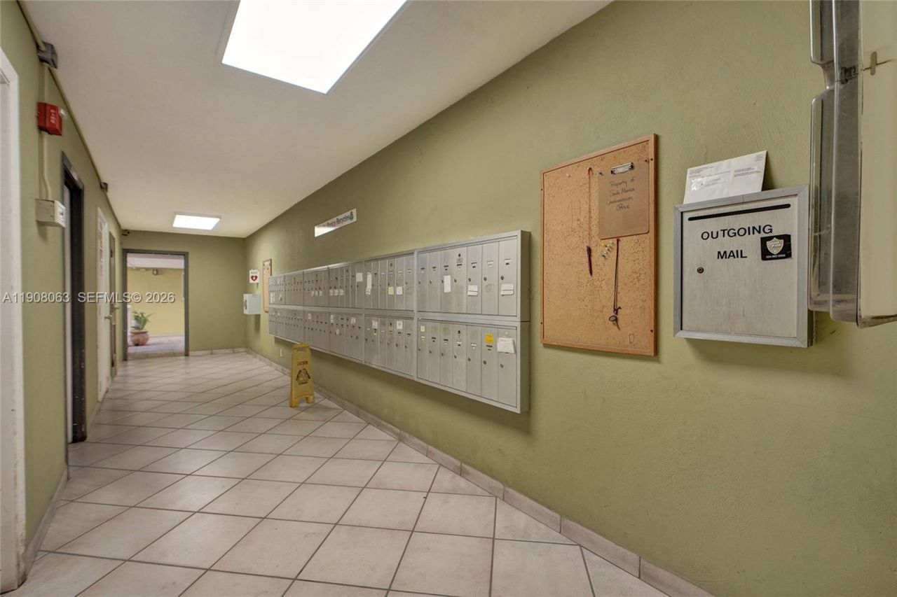 1425 Arthur St, Unit 301A, Hollywood, FL 33020 Photo
