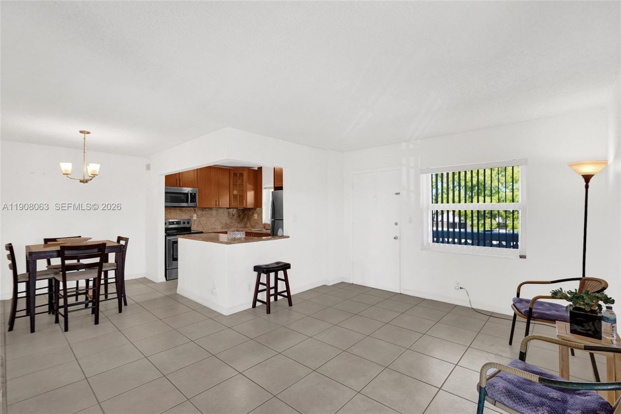 1425 Arthur St, Unit 301A, Hollywood, FL 33020 Photo