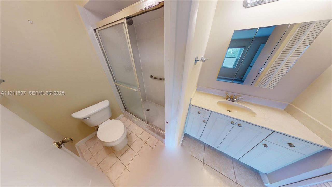 9301 Sunrise Lakes Blvd, Unit 303, Sunrise, FL 33322 Photo