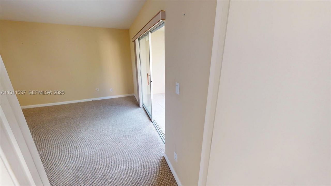 9301 Sunrise Lakes Blvd, Unit 303, Sunrise, FL 33322 Photo