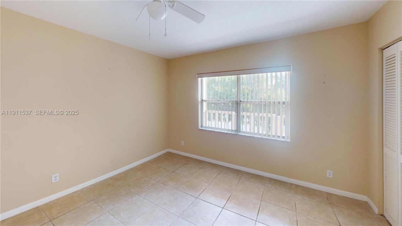 9301 Sunrise Lakes Blvd, Unit 303, Sunrise, FL 33322 Photo