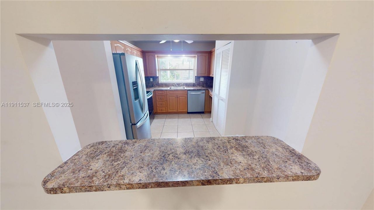 9301 Sunrise Lakes Blvd, Unit 303, Sunrise, FL 33322 Photo