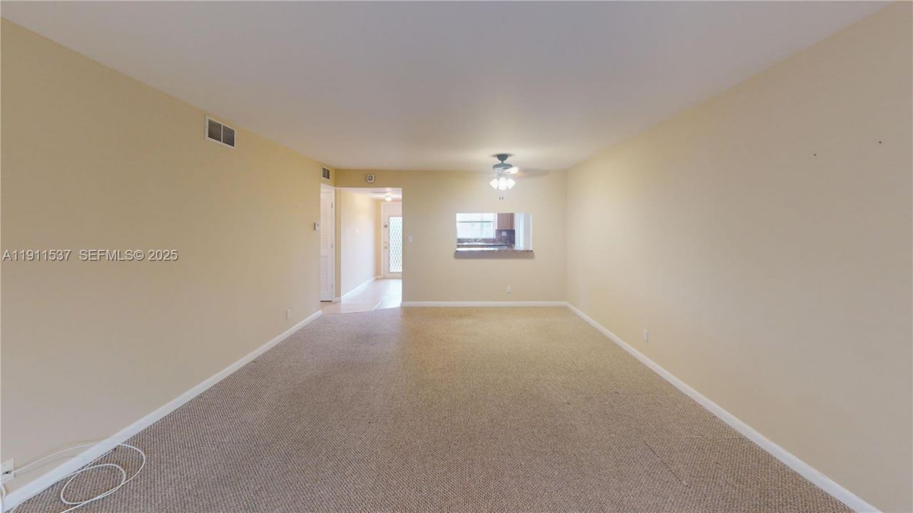 9301 Sunrise Lakes Blvd, Unit 303, Sunrise, FL 33322 Photo