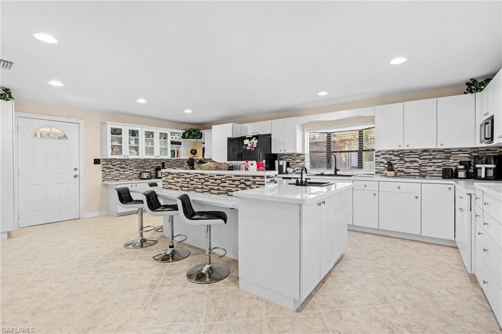 3042 Mango St, Fort Myers, FL 33916 Photo