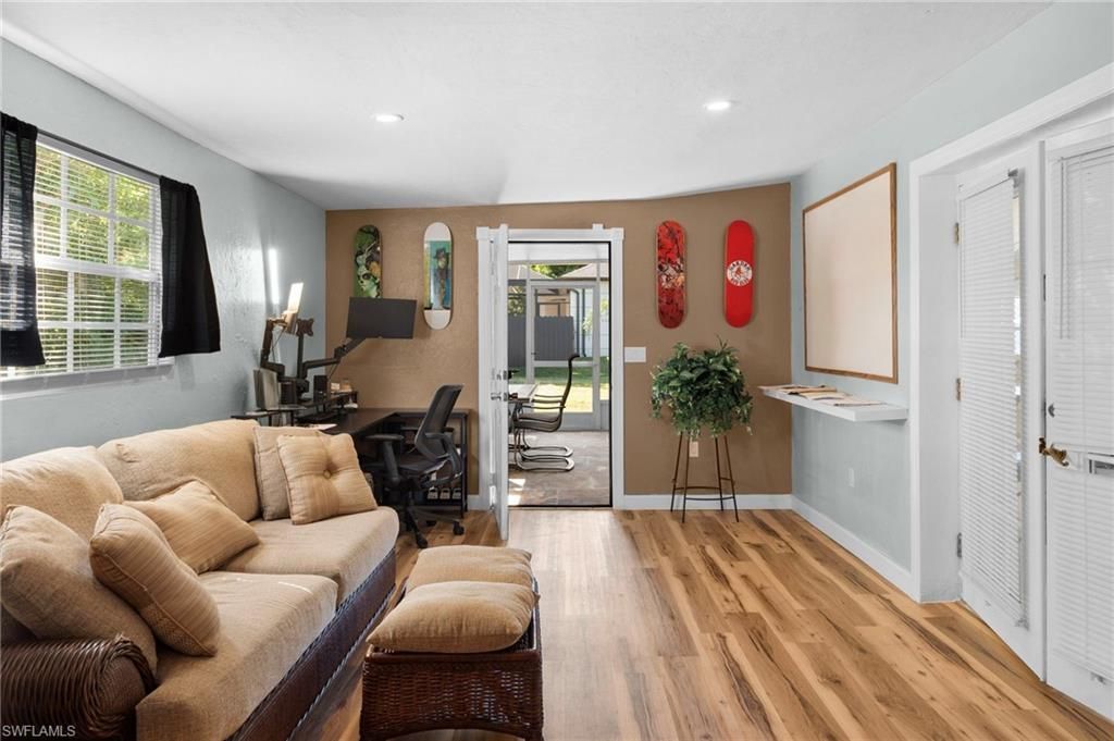 3042 Mango St, Fort Myers, FL 33916 Photo