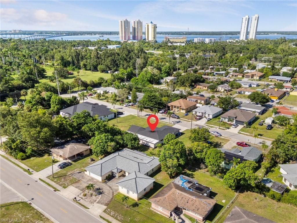 3042 Mango St, Fort Myers, FL 33916 Photo